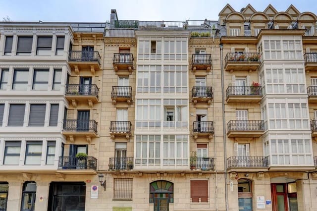 Komercyjne do wynajęcia w Donostia-San Sebastián - 900 € (Ref: 9390503)