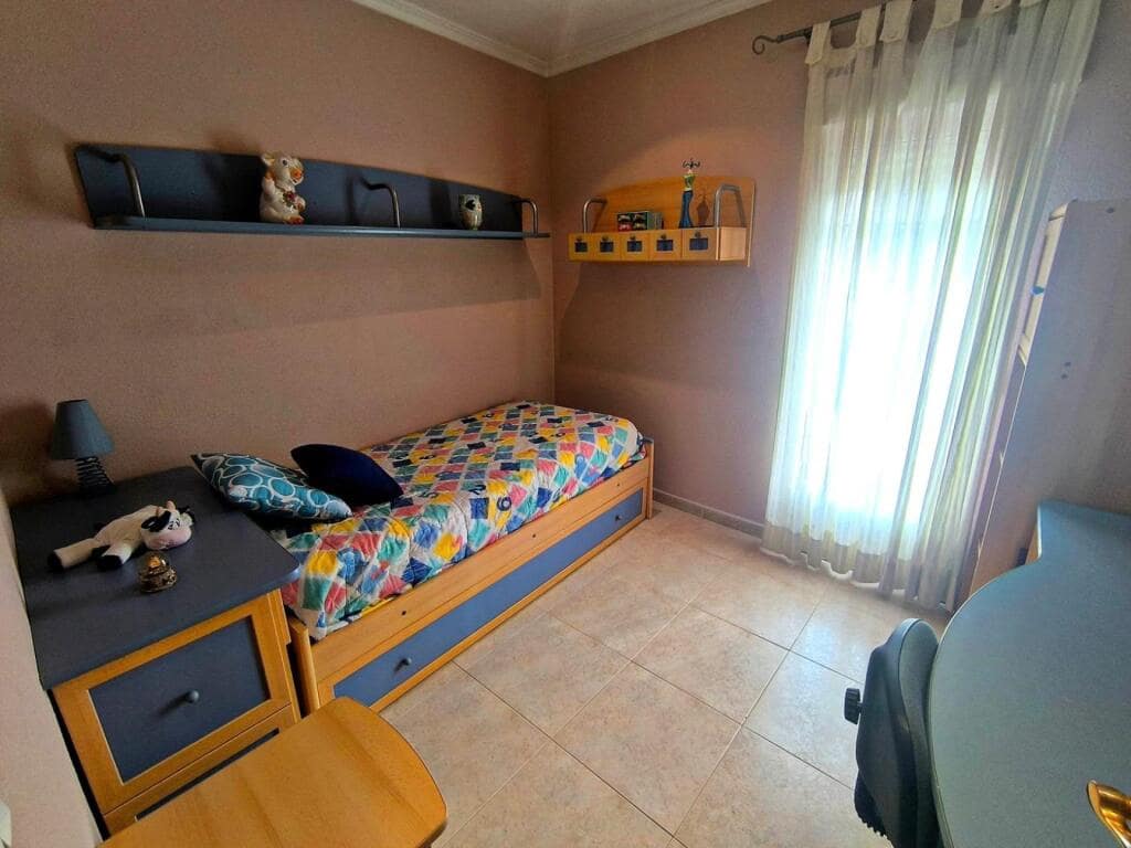 4 chambre Villa/Maison à vendre à Petrel / Petrer avec piscine garage - 330 000 € (Ref: 9395880)