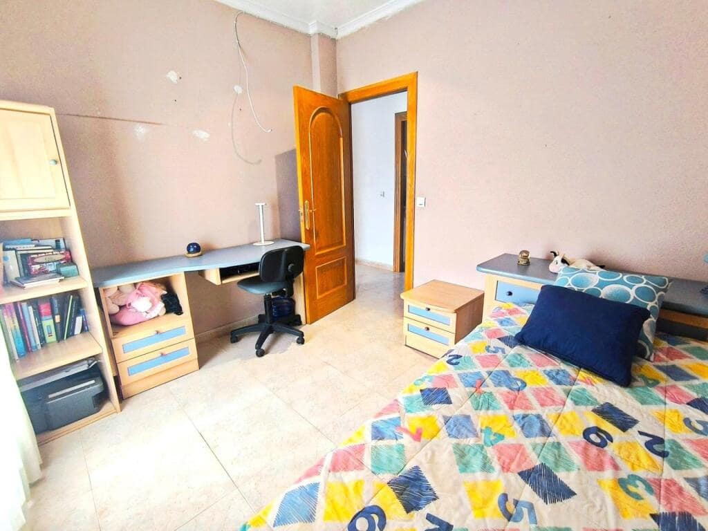 4 chambre Villa/Maison à vendre à Petrel / Petrer avec piscine garage - 330 000 € (Ref: 9395880)