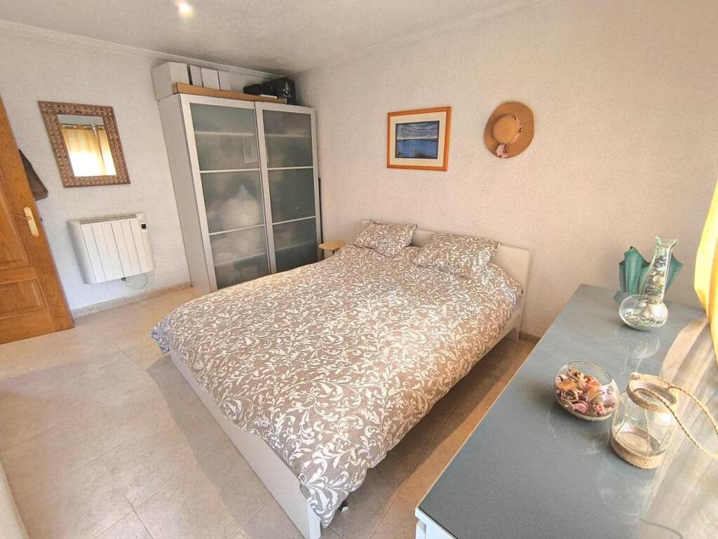 4 chambre Villa/Maison à vendre à Petrel / Petrer avec piscine garage - 330 000 € (Ref: 9395880)