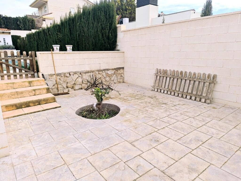 4 chambre Villa/Maison à vendre à Petrel / Petrer avec piscine garage - 330 000 € (Ref: 9395880)