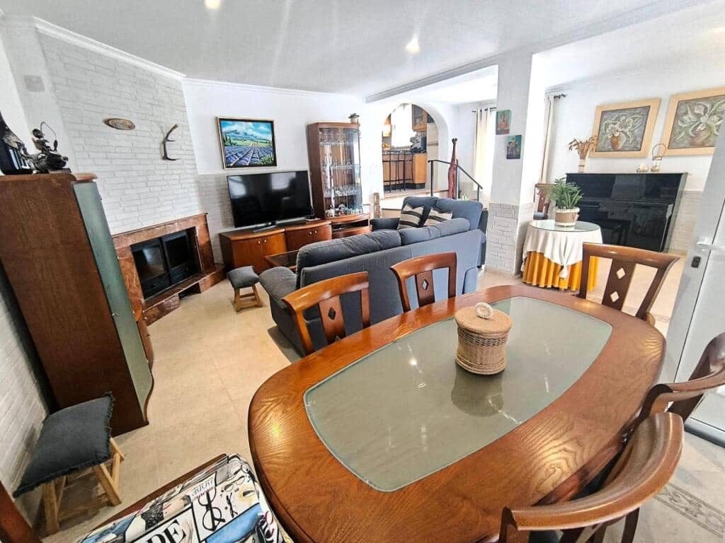 4 chambre Villa/Maison à vendre à Petrel / Petrer avec piscine garage - 330 000 € (Ref: 9395880)