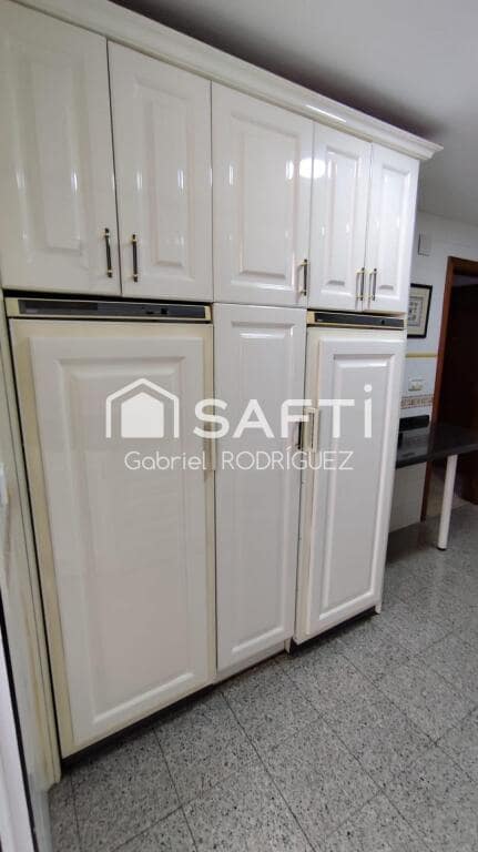 4 chambre Appartement à vendre à Badajoz ville avec garage - 210 000 € (Ref: 9395881)