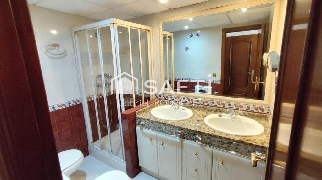 4 chambre Appartement à vendre à Badajoz ville avec garage - 210 000 € (Ref: 9395881)