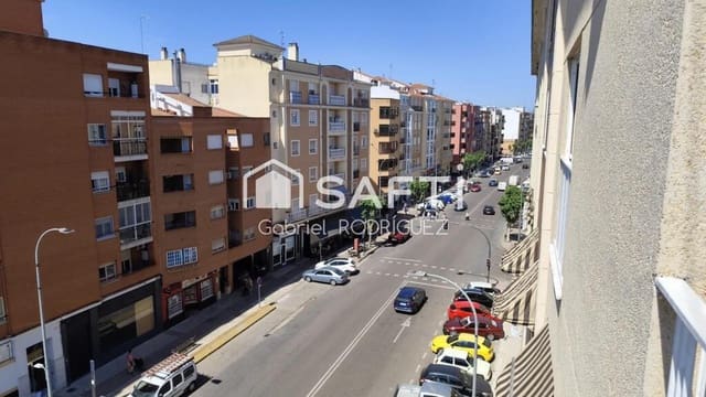 4 sypialnia Apartament na sprzedaż w San Roque - Ronda Norte, Miasto Badajoz z garażem - 210 000 € (Ref: 9395881)