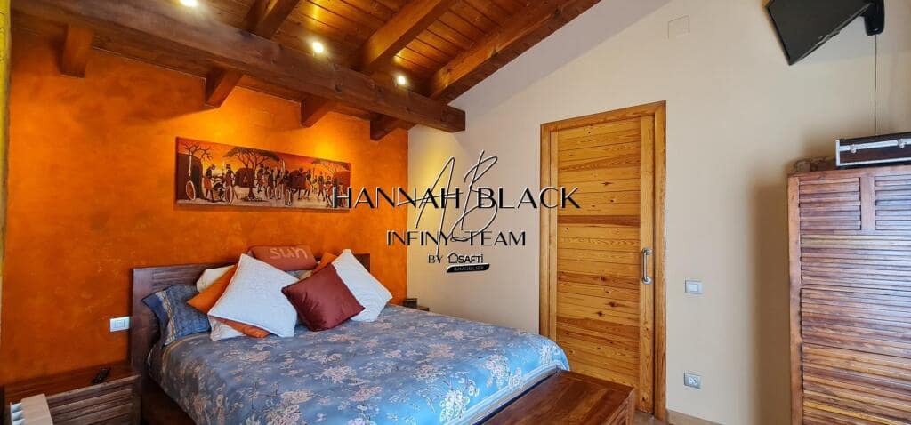 3 camera da letto Villa in vendita in Vallirana con piscina garage - 599.000 € (Rif: 9395883)