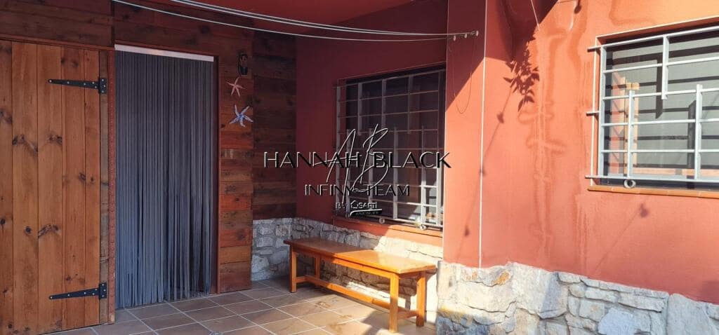 3 camera da letto Villa in vendita in Vallirana con piscina garage - 599.000 € (Rif: 9395883)