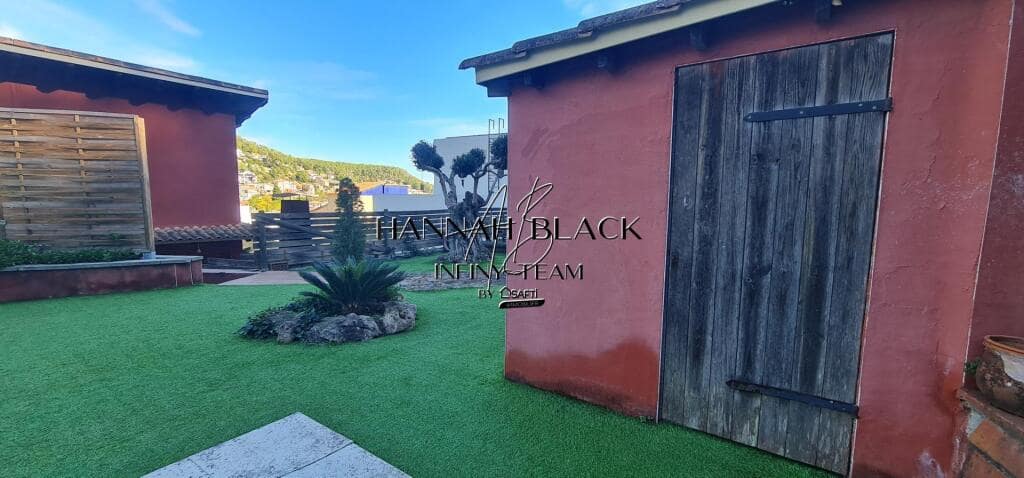 3 camera da letto Villa in vendita in Vallirana con piscina garage - 599.000 € (Rif: 9395883)