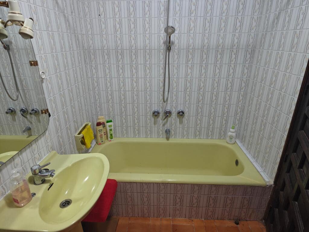 4 sovrum Villa till salu i Duron - 220 000 € (Ref: 9395889)