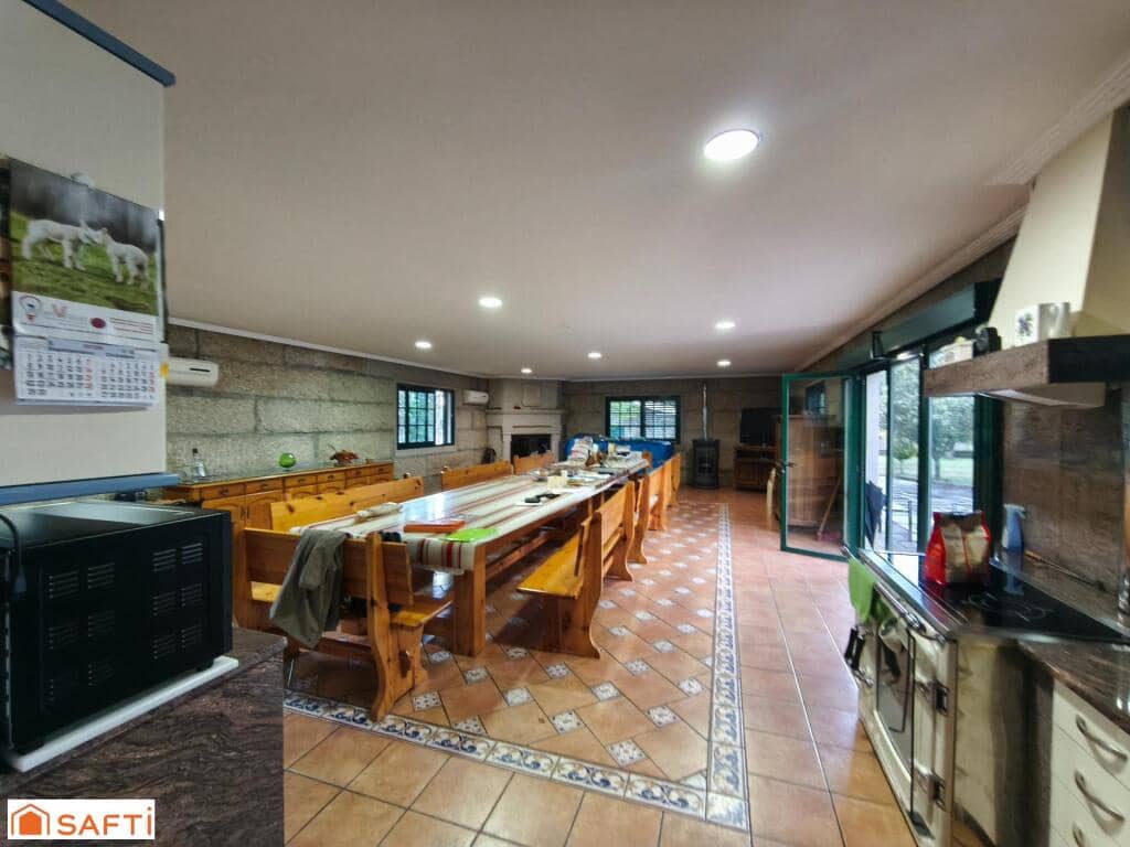 4 soverom Finca/Herregård til salgs i O Carballino med garasje - € 370 000 (Ref: 9395890)