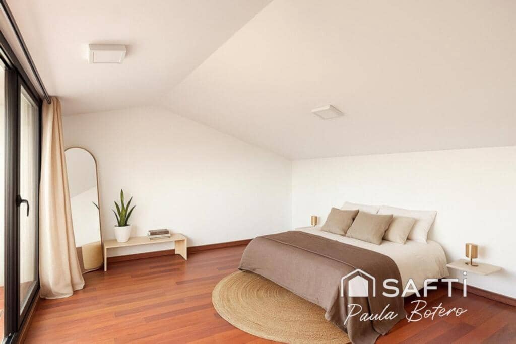 4 makuuhuone Huvila myytävänä paikassa Sant Pere de Ribes mukana uima-altaan 
autotalli - 750 000 € (Ref: 9395891)