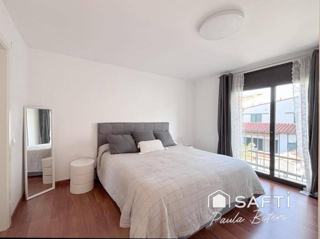 4 makuuhuone Huvila myytävänä paikassa Sant Pere de Ribes mukana uima-altaan 
autotalli - 750 000 € (Ref: 9395891)