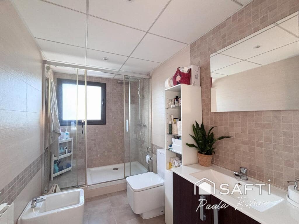 4 makuuhuone Huvila myytävänä paikassa Sant Pere de Ribes mukana uima-altaan 
autotalli - 750 000 € (Ref: 9395891)