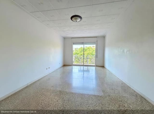 3 sypialnia Apartament na sprzedaż w Blanes z basenem - 184 000 € (Ref: 9395892)