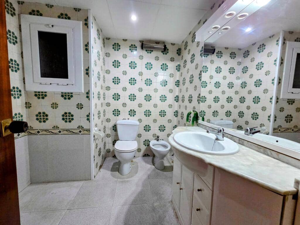 3 sypialnia Apartament na sprzedaż w Blanes z basenem - 184 000 € (Ref: 9395892)