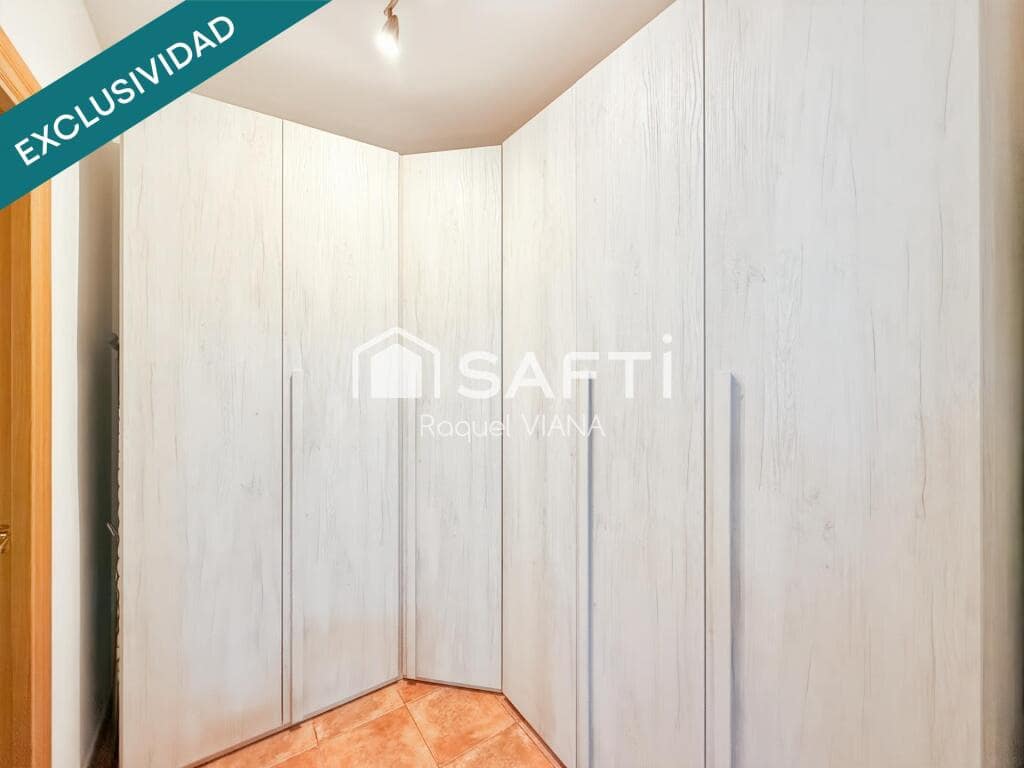 4 soveværelse Villa til salg i Abrera med swimmingpool garage - € 625.000 (Ref: 9395894)