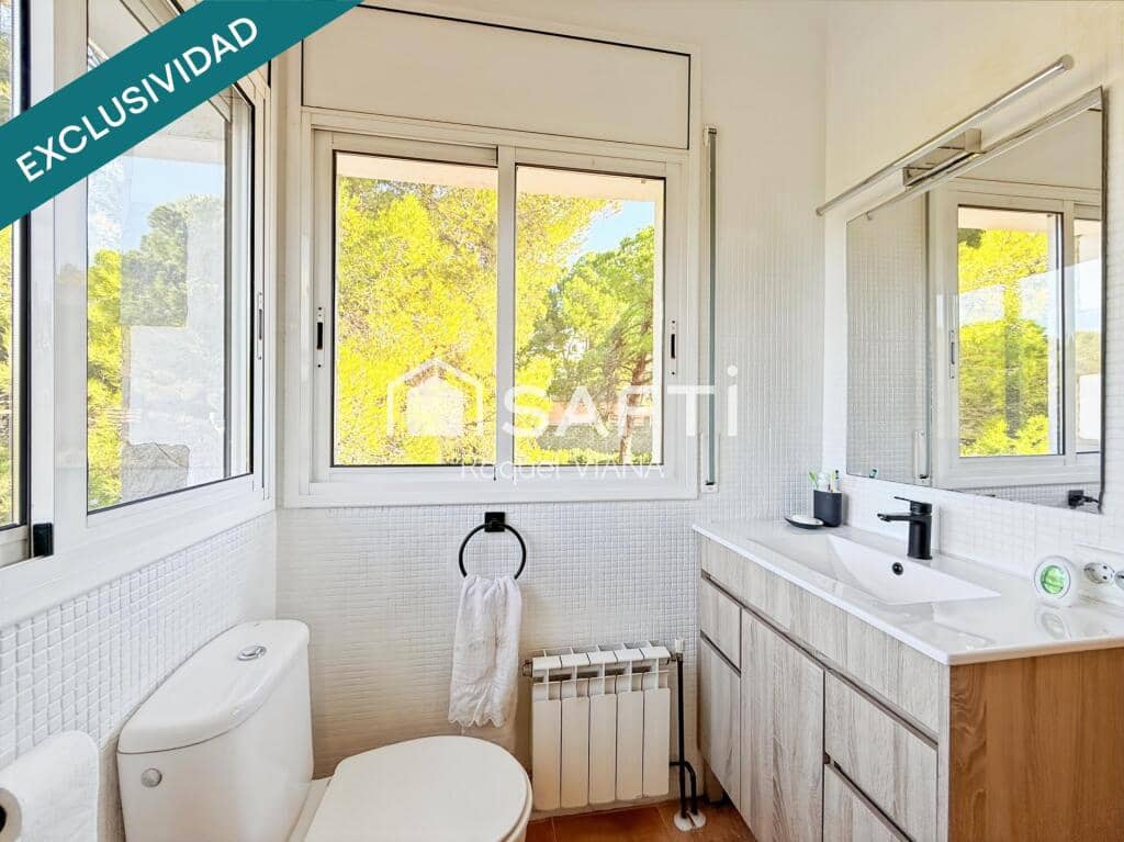 4 soveværelse Villa til salg i Abrera med swimmingpool garage - € 625.000 (Ref: 9395894)