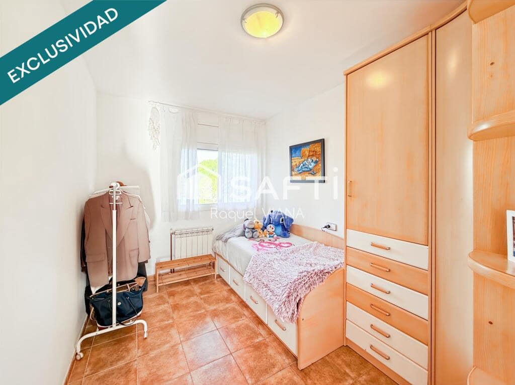 4 soveværelse Villa til salg i Abrera med swimmingpool garage - € 625.000 (Ref: 9395894)