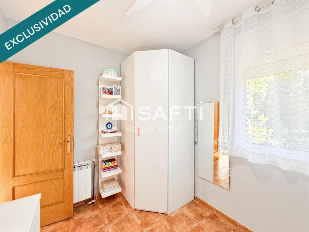 4 soveværelse Villa til salg i Abrera med swimmingpool garage - € 625.000 (Ref: 9395894)