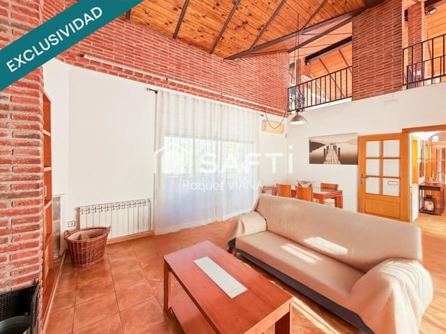 4 bedroom Villa for sale in Abrera with pool garage - € 625,000 (Ref: 9395894)