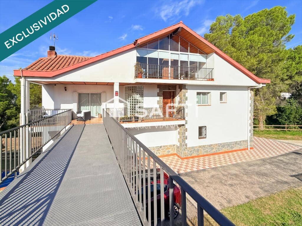 4 soveværelse Villa til salg i Abrera med swimmingpool garage - € 625.000 (Ref: 9395894)