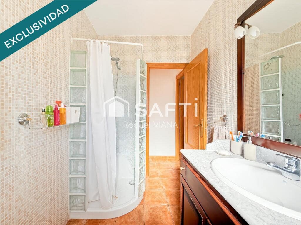 4 soveværelse Villa til salg i Abrera med swimmingpool garage - € 625.000 (Ref: 9395894)