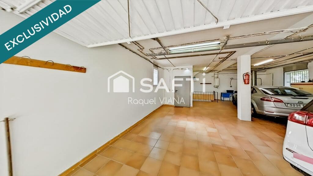 4 soveværelse Villa til salg i Abrera med swimmingpool garage - € 625.000 (Ref: 9395894)