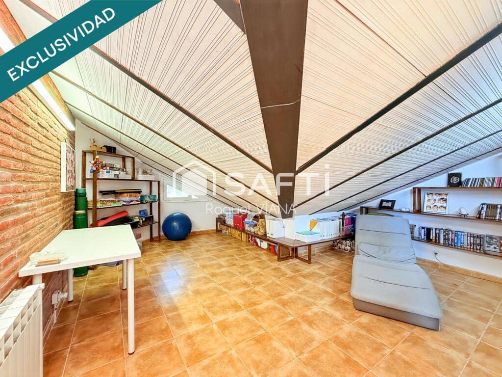 4 soveværelse Villa til salg i Abrera med swimmingpool garage - € 625.000 (Ref: 9395894)