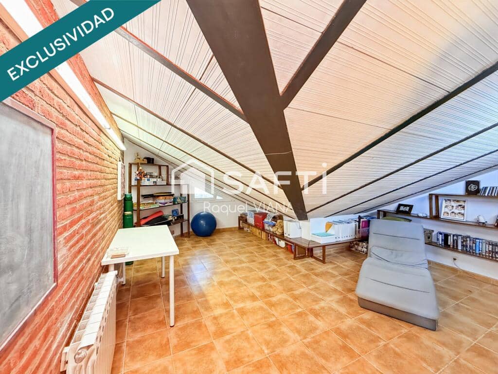 4 soveværelse Villa til salg i Abrera med swimmingpool garage - € 625.000 (Ref: 9395894)