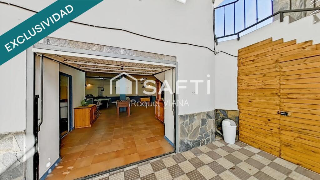 4 soveværelse Villa til salg i Abrera med swimmingpool garage - € 625.000 (Ref: 9395894)