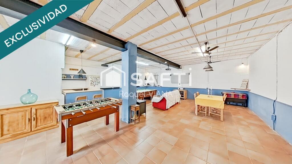 4 soveværelse Villa til salg i Abrera med swimmingpool garage - € 625.000 (Ref: 9395894)