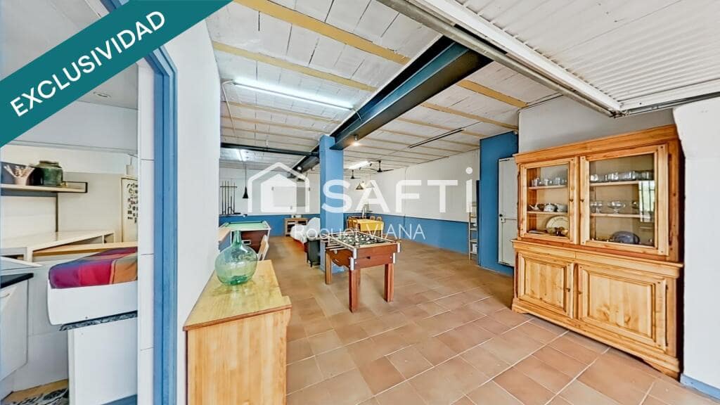 4 soveværelse Villa til salg i Abrera med swimmingpool garage - € 625.000 (Ref: 9395894)