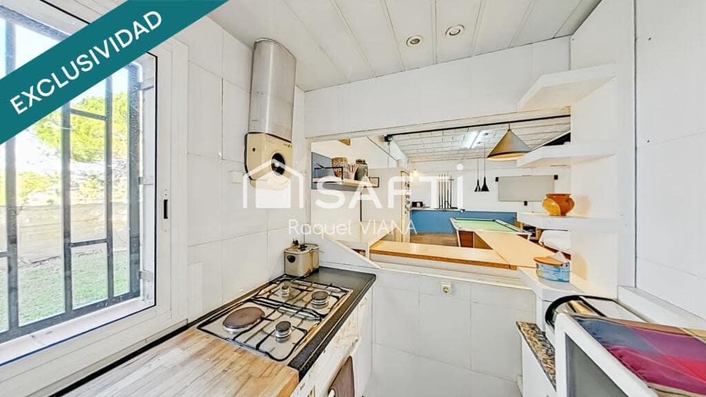 4 soveværelse Villa til salg i Abrera med swimmingpool garage - € 625.000 (Ref: 9395894)