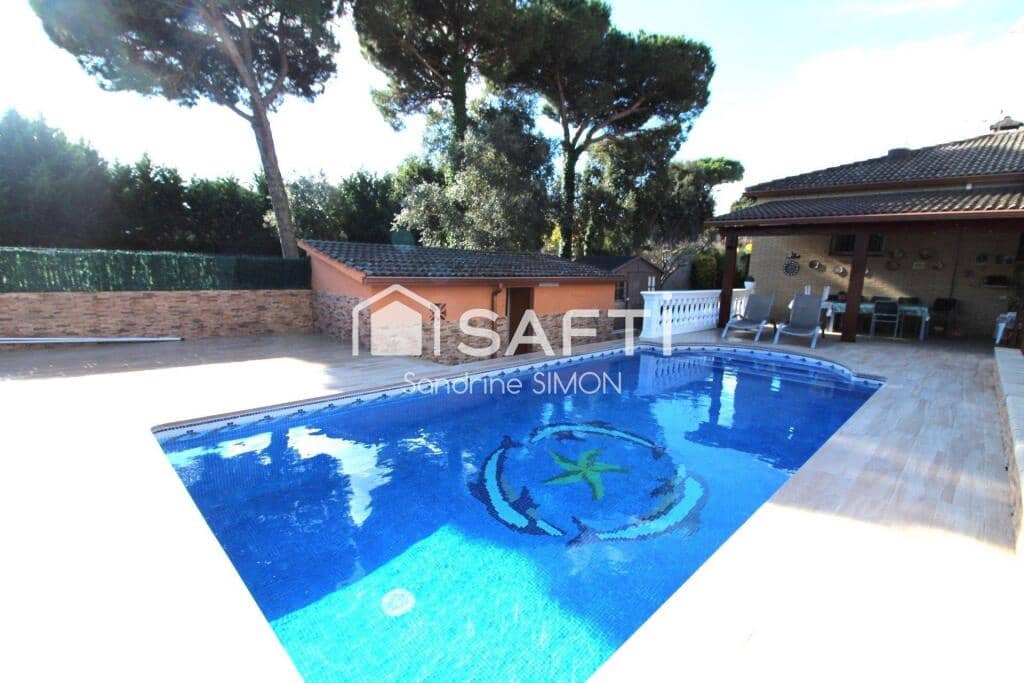 6 sypialnia Willa na sprzedaż w Vidreres z basenem garażem - 490 000 € (Ref: 9398352)