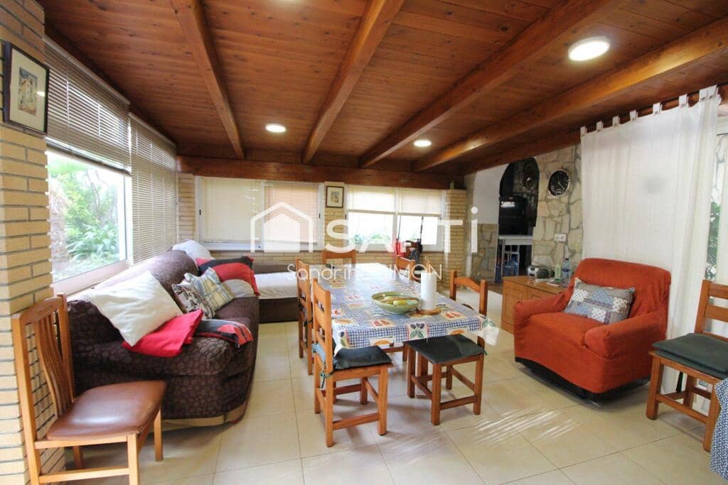 6 sypialnia Willa na sprzedaż w Vidreres z basenem garażem - 490 000 € (Ref: 9398352)