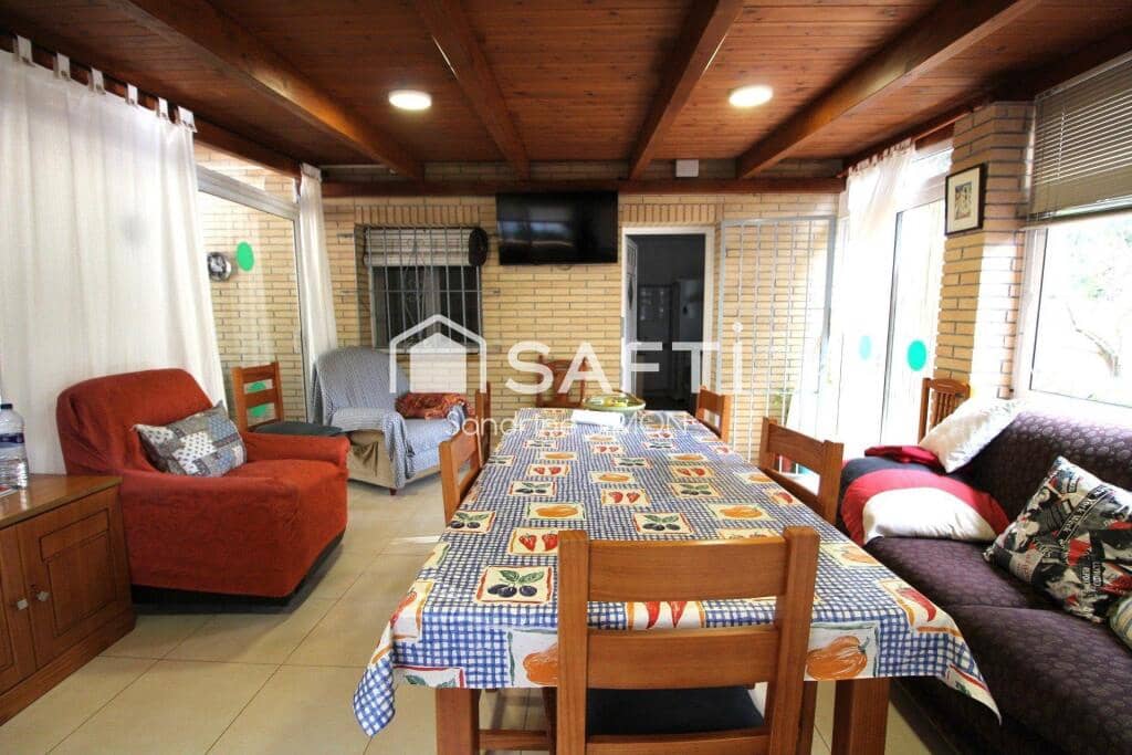 6 sypialnia Willa na sprzedaż w Vidreres z basenem garażem - 490 000 € (Ref: 9398352)