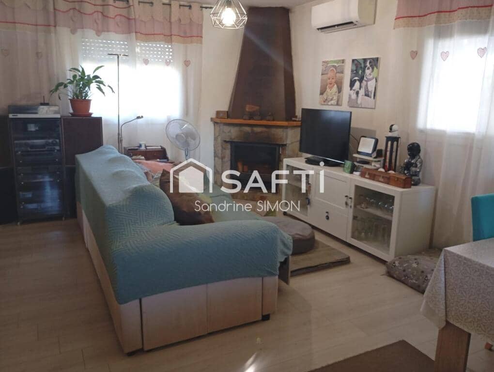 3 slaapkamer Villa te koop in Vidreres met zwembad garage - € 279.000 (Ref: 9398353)