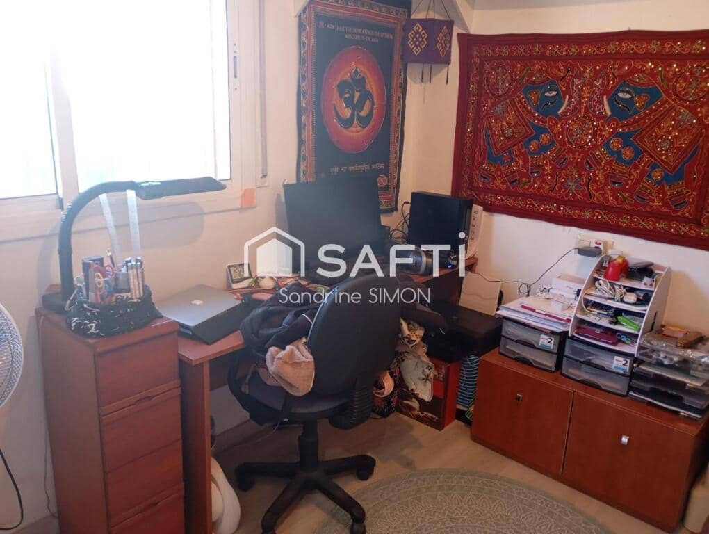 3 slaapkamer Villa te koop in Vidreres met zwembad garage - € 279.000 (Ref: 9398353)