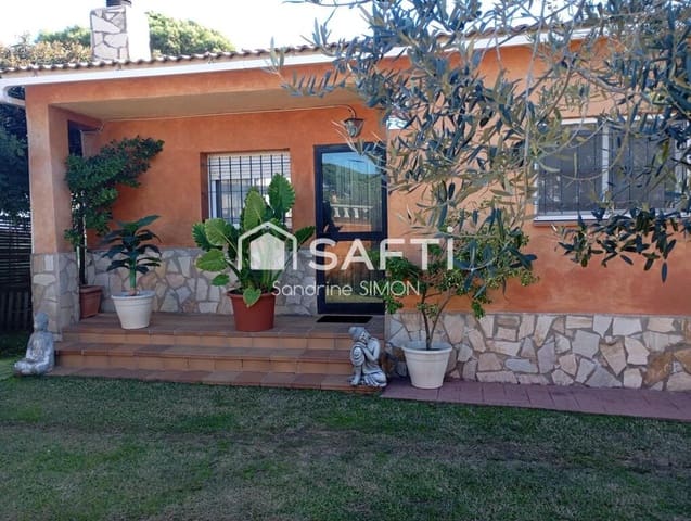 3 soverom Villa til salgs i La Goba, Vidreres med svømmebasseng garasje - € 279 000 (Ref: 9398353)