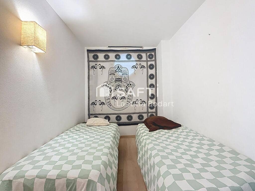 2 sovrum Lägenhet till salu i Roses med pool - 209 000 € (Ref: 9398354)