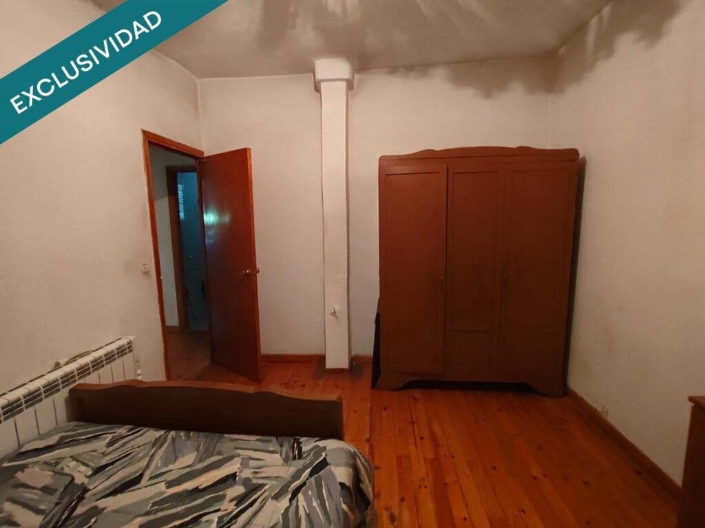 3 slaapkamer Rijtjeshuis te koop in Villadepalos - € 82.000 (Ref: 9398358)