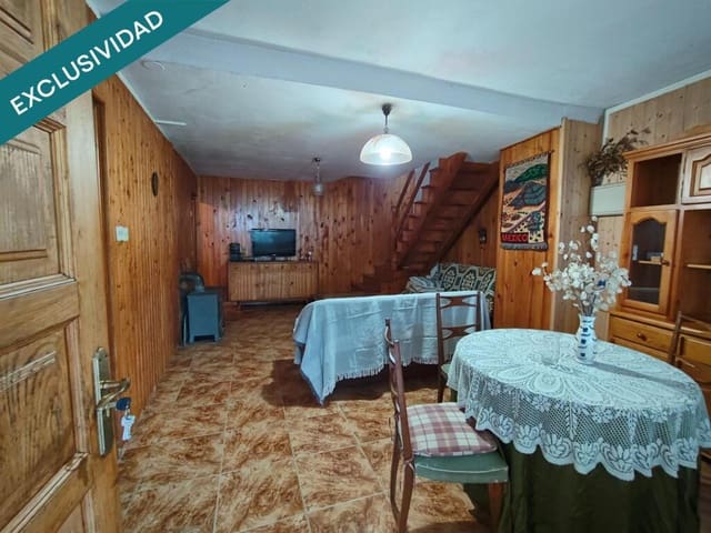 3 slaapkamer Rijtjeshuis te koop in Villadepalos, Carracedelo - € 82.000 (Ref: 9398358)