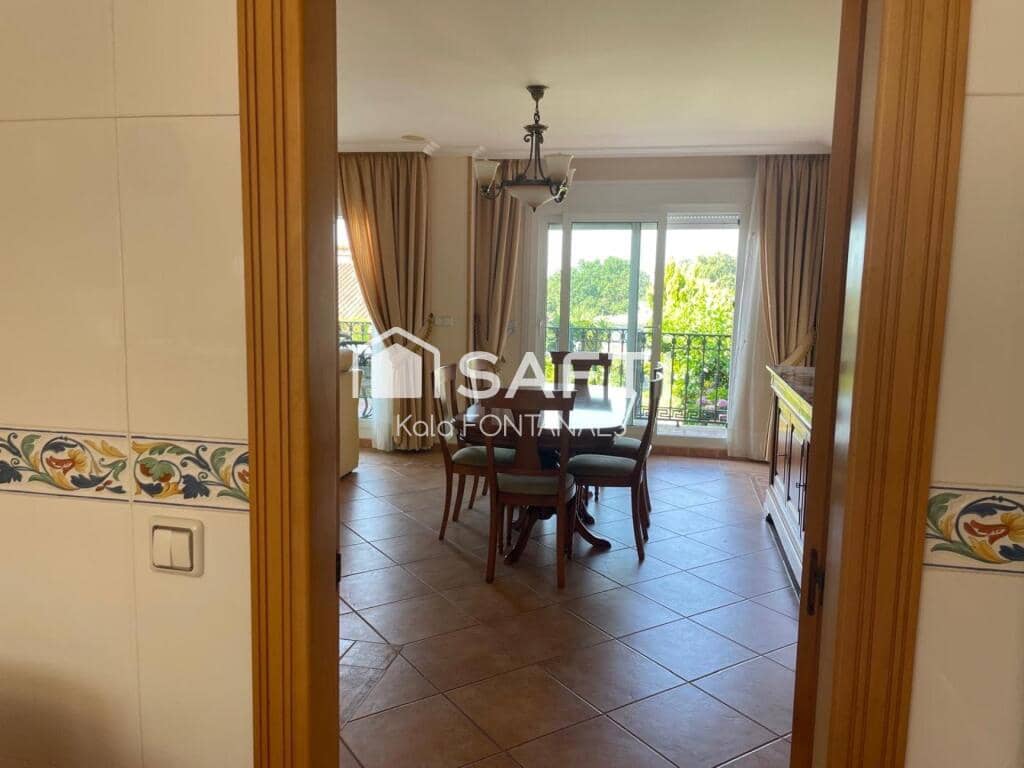 4 soverom Rekkehus til salgs i Sanxenxo med svømmebasseng garasje - € 520 000 (Ref: 9398362)