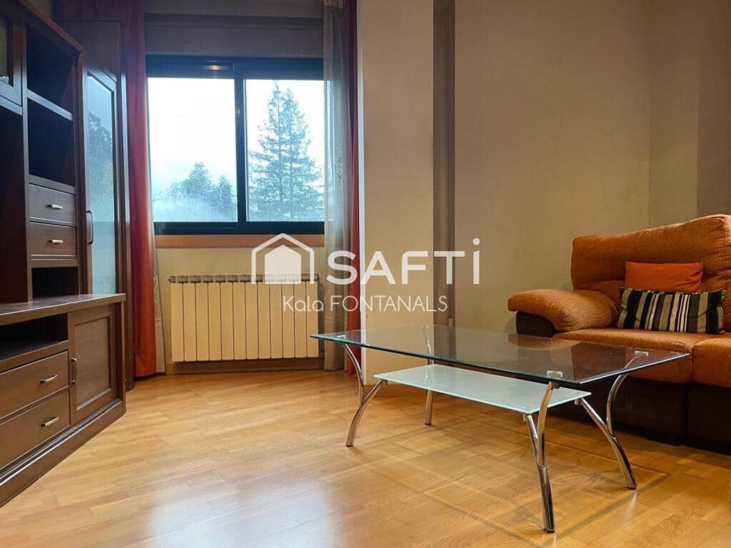 2 bedroom Apartment for sale in Pontevedra city with garage - € 225,000 (Ref: 9398363)