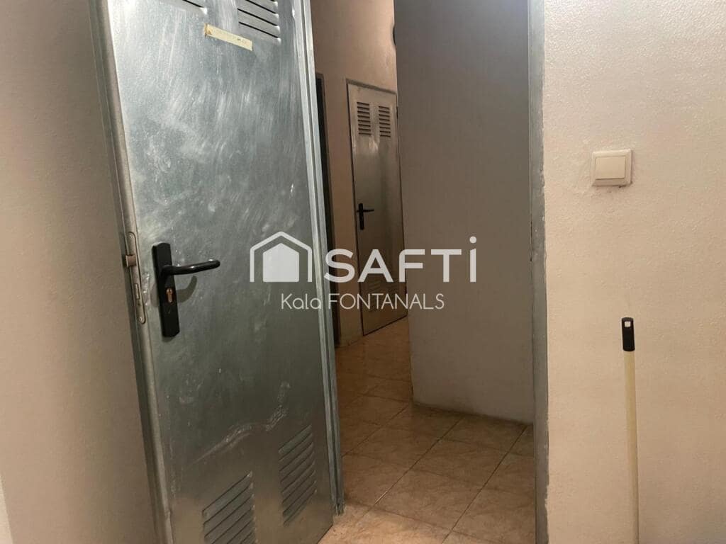 2 bedroom Apartment for sale in Pontevedra city with garage - € 225,000 (Ref: 9398363)