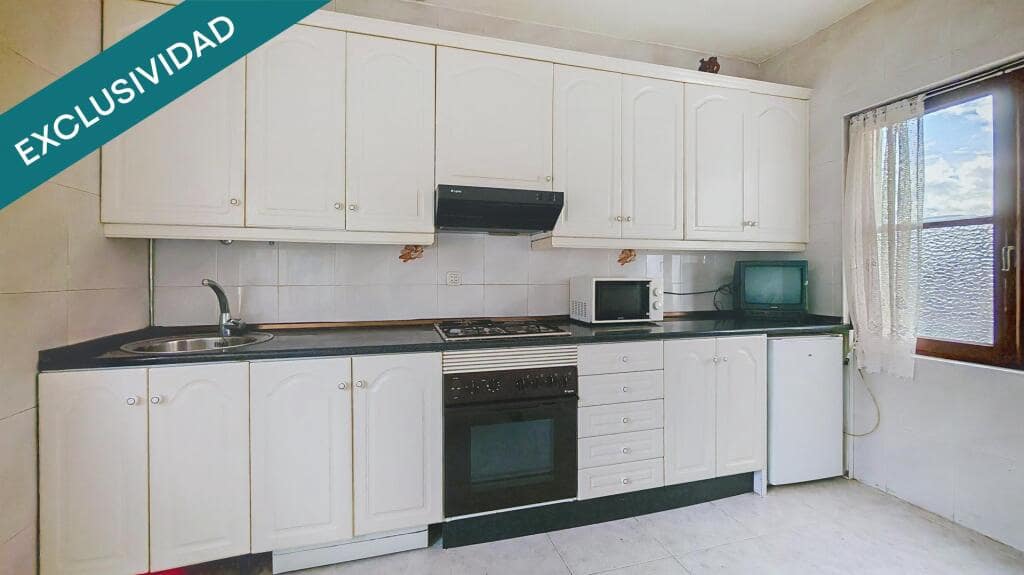 3 soverom Leilighet til salgs i Salas - € 59 900 (Ref: 9400763)