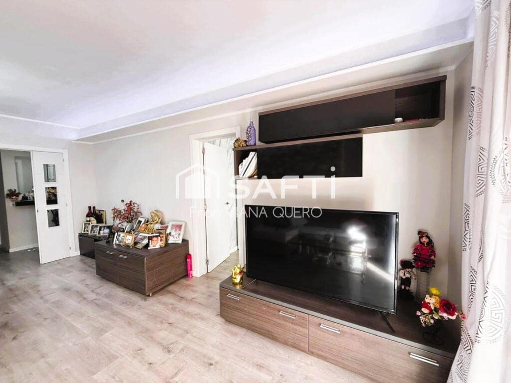 3 slaapkamer Appartement te koop in Malgrat de Mar - € 278.000 (Ref: 9400764)