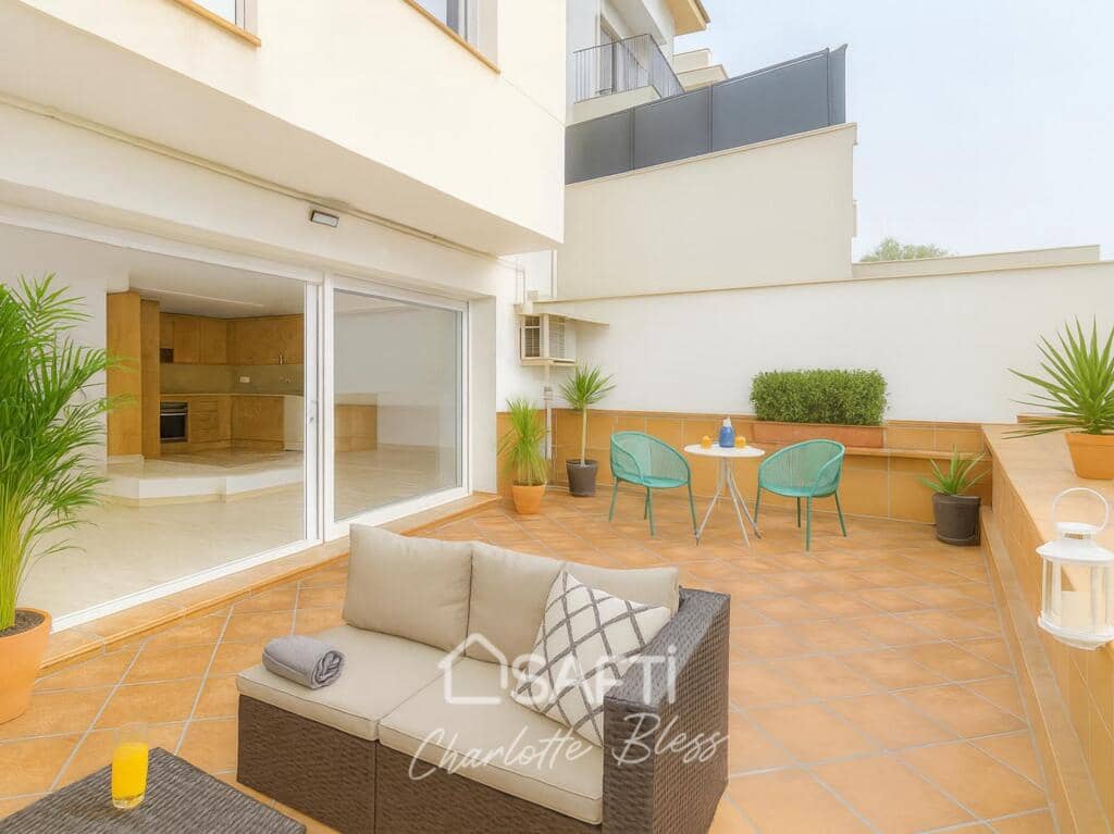 3 bedroom Apartment for sale in Cubelles - € 278,000 (Ref: 9400765)
