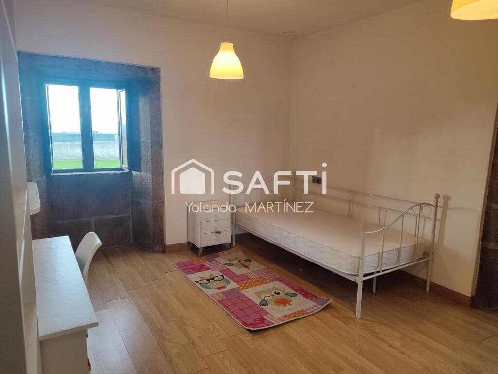 5 bedroom Villa for sale in Silleda - € 230,000 (Ref: 9400767)