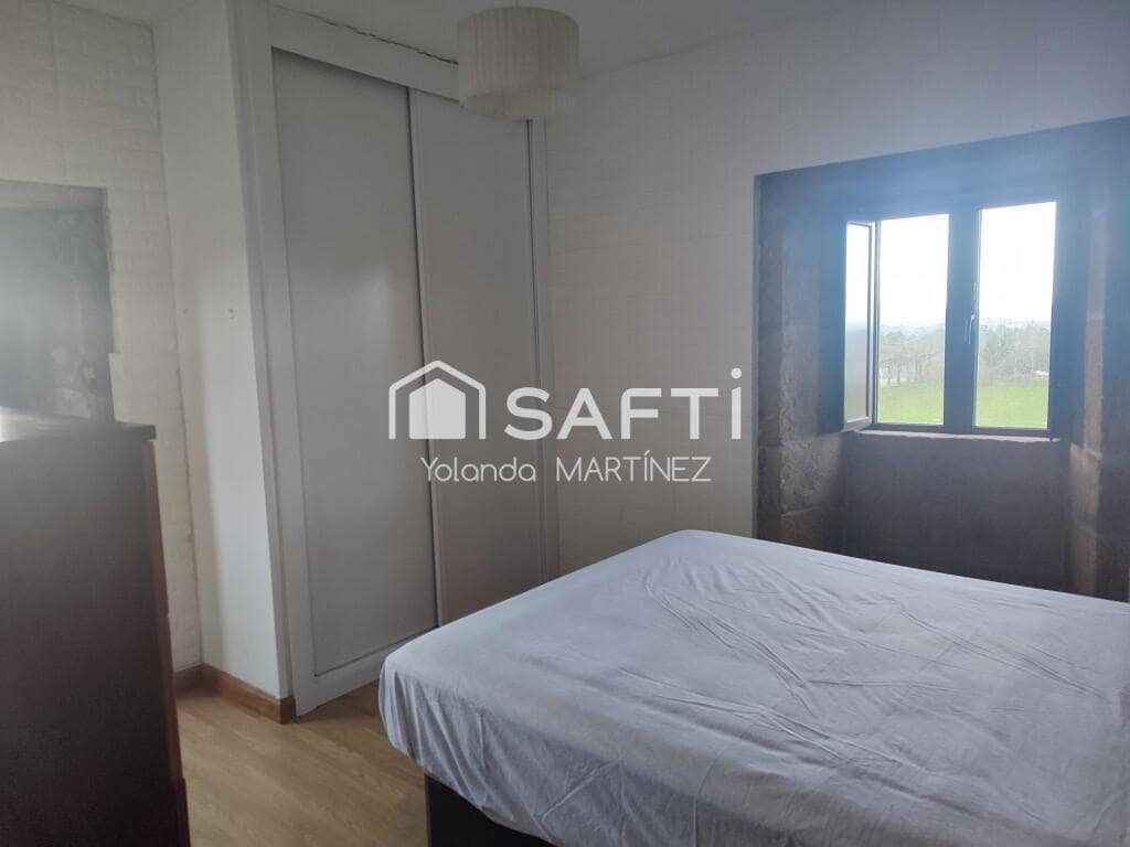 5 bedroom Villa for sale in Silleda - € 230,000 (Ref: 9400767)